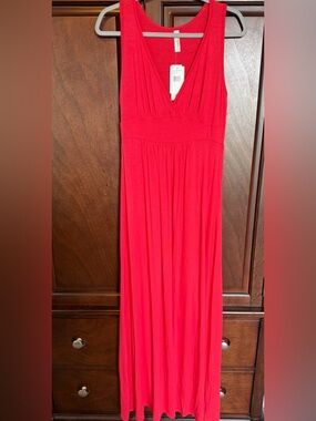 Dark Coral Sleeveless V-Neck Maxi Dress by Loveappella. NWT.